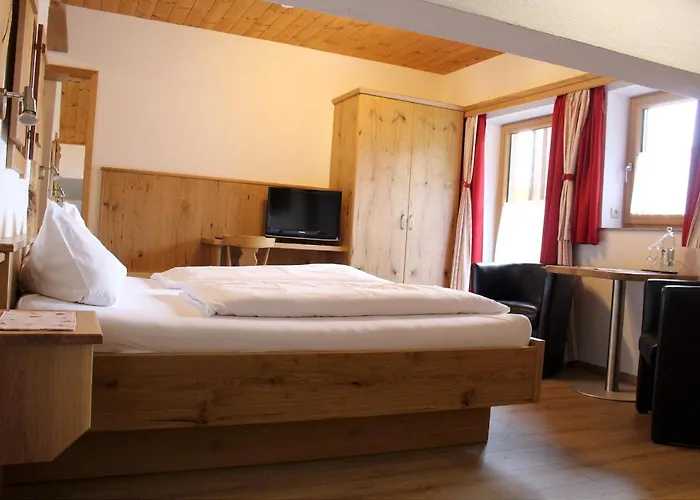 Gaestehaus Baltram Отель Рамзау