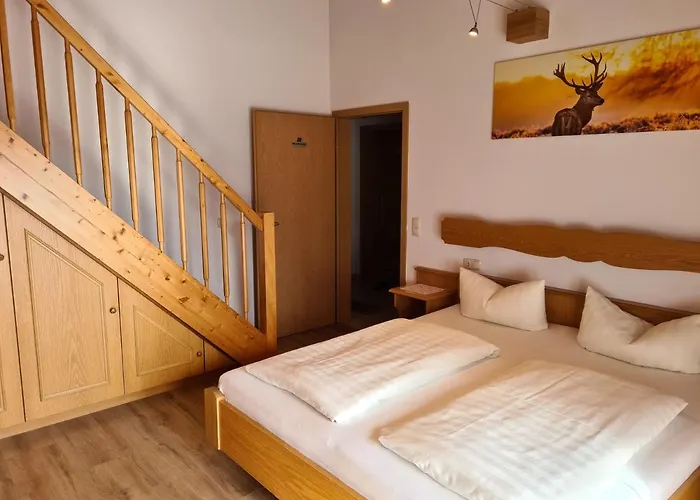 Gaestehaus Baltram Отель Рамзау