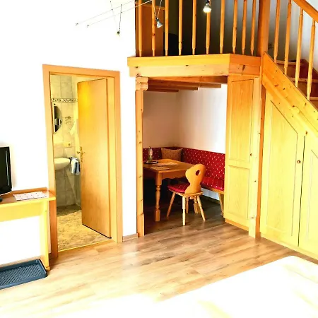 Ξενοδοχείο Gaestehaus Baltram 3*