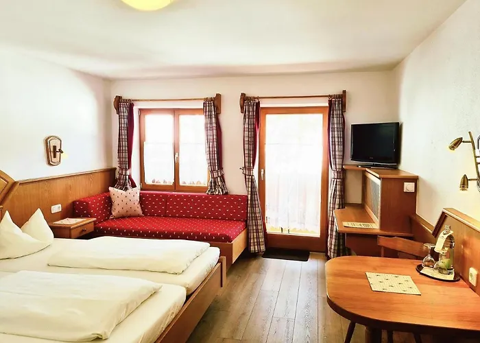 מלון Gaestehaus Baltram 3*